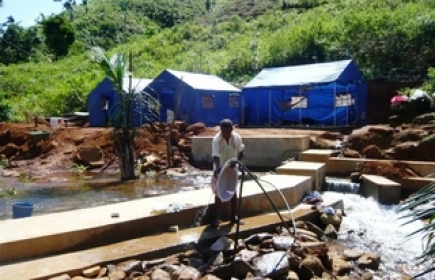 Mini-centrale électrique pour le Village d’Ambodirafia sur la cote est de Madagascar.